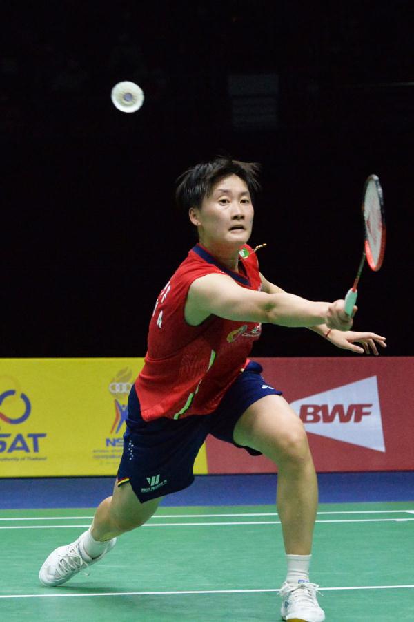 着我们的应 着我们的应