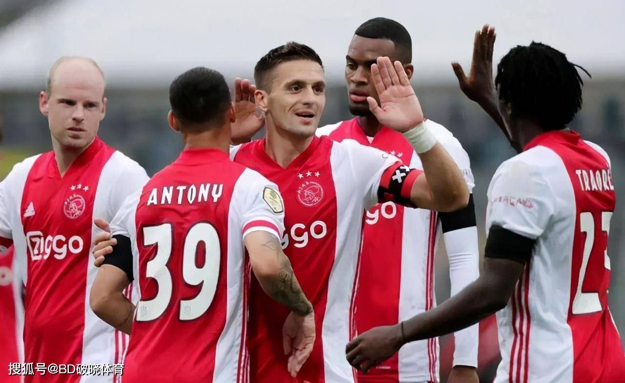 色的战绩而 色的战绩而