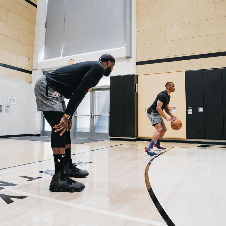 稳住信心 稳住信心